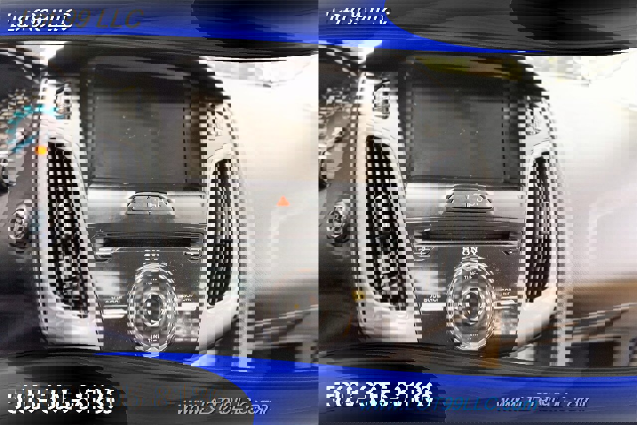 Used 2012 Ford Focus Titanium image 22