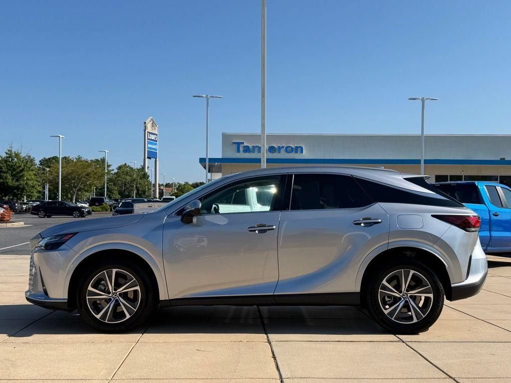 Used 2024 Lexus RX 350 Premium w/ Cold Area Package FWD image 8