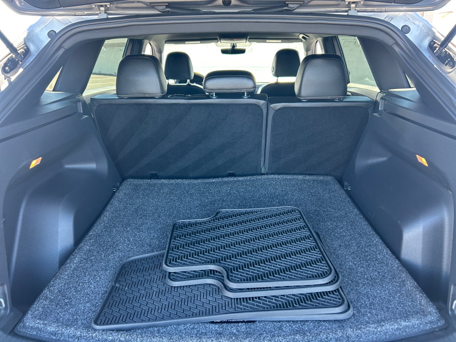 Certified 2022 Volkswagen Atlas Cross Sport SE AWD/4WD image 31