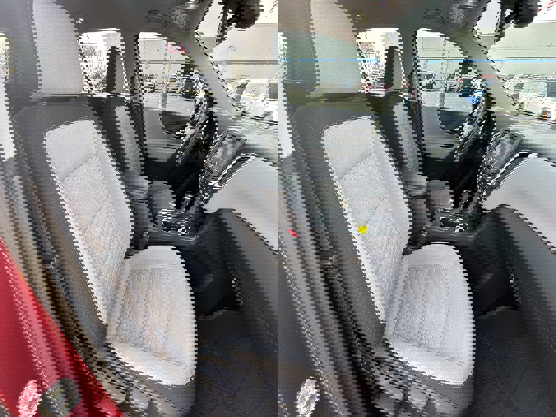 Certified 2021 Chevrolet Equinox LT w/ LPO, Floor Liner Package image 22