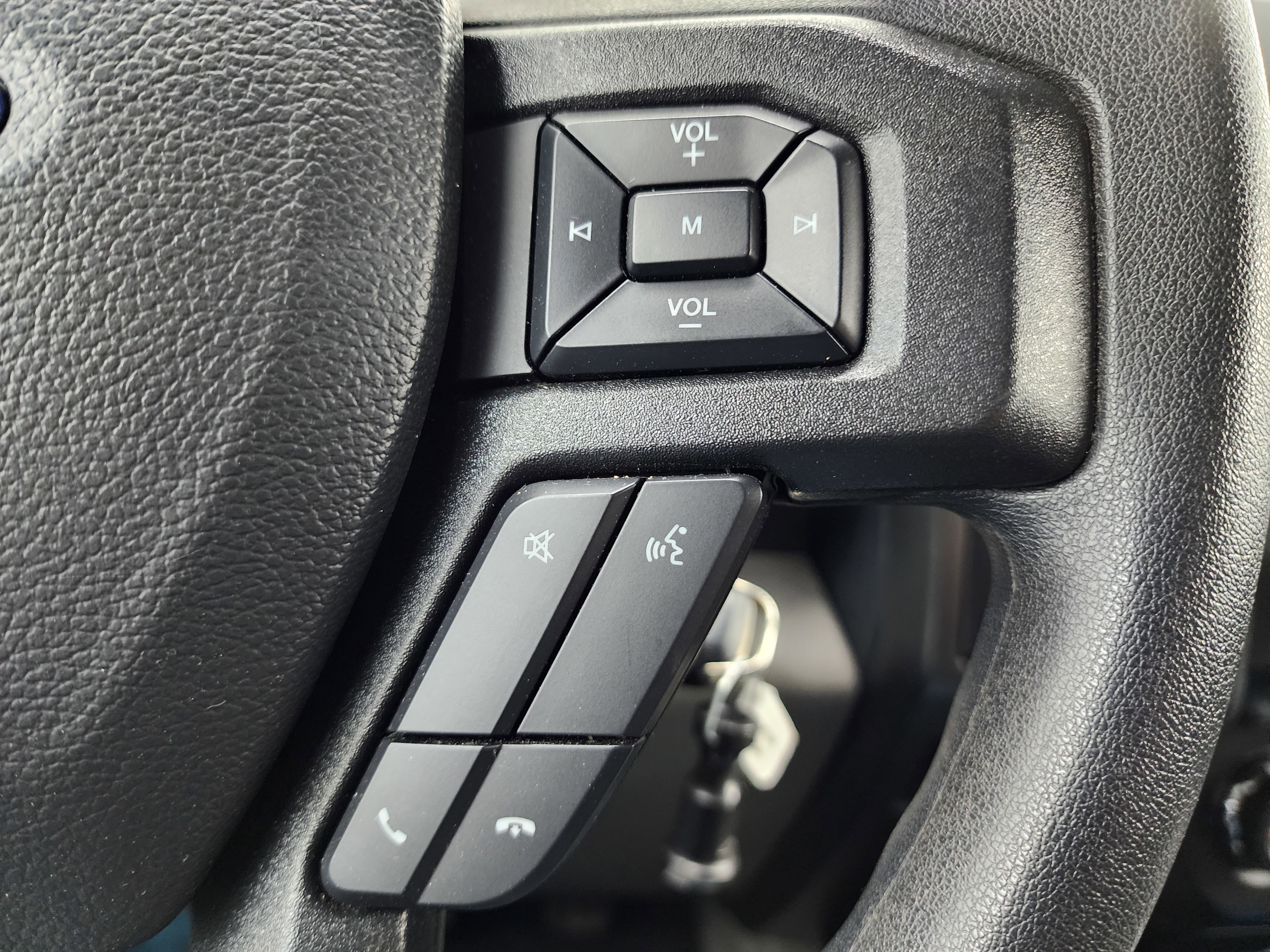 Used 2022 Ford F350 XLT w/ Black Appearance Package image 16