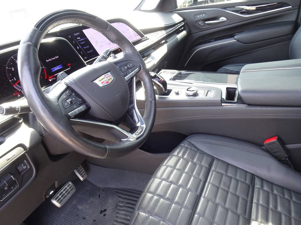 Used 2023 Cadillac Escalade V w/ LPO, ONYX Package AWD/4WD image 13