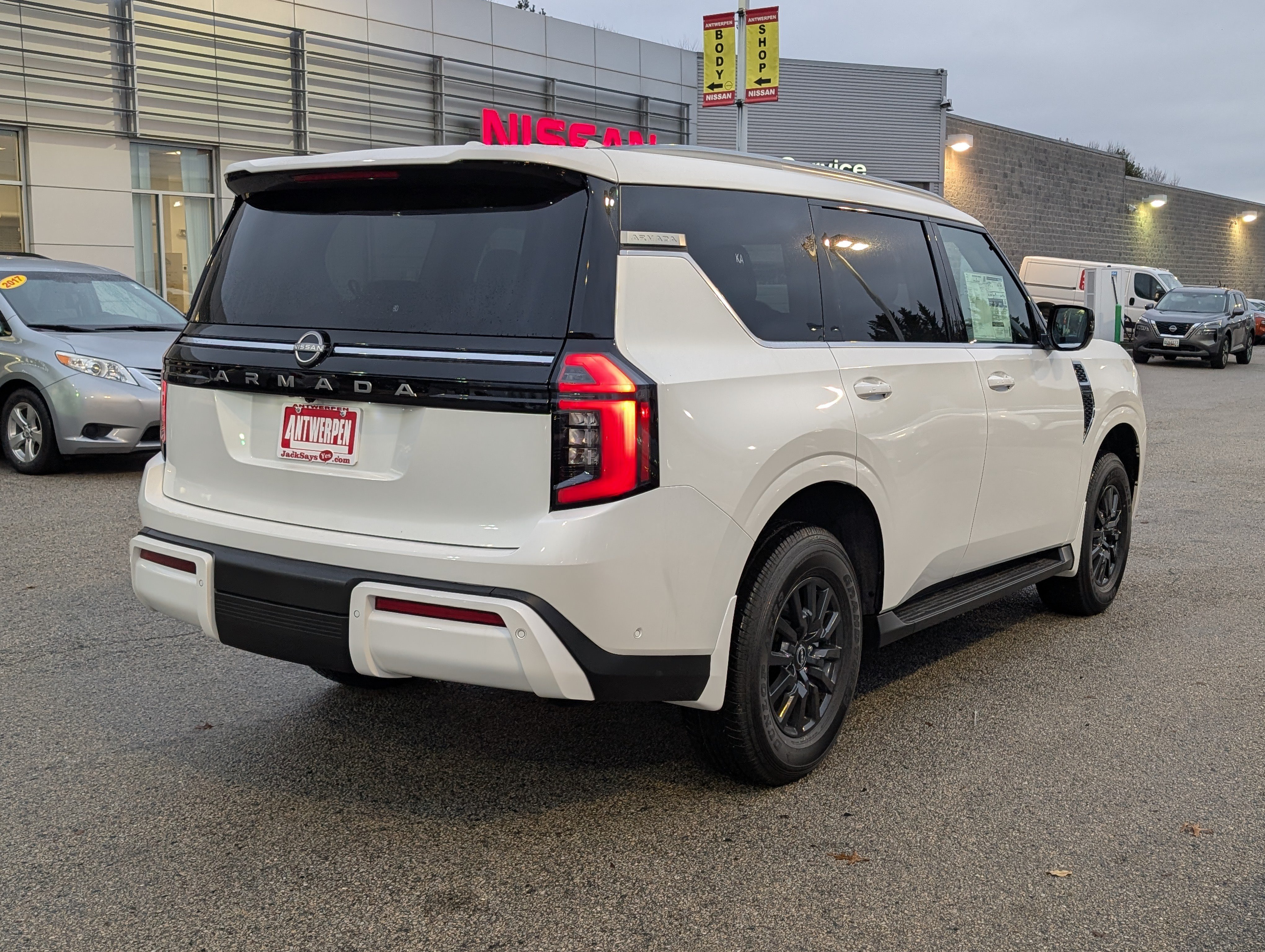 New 2026 Nissan Armada SV AWD/4WD image 3