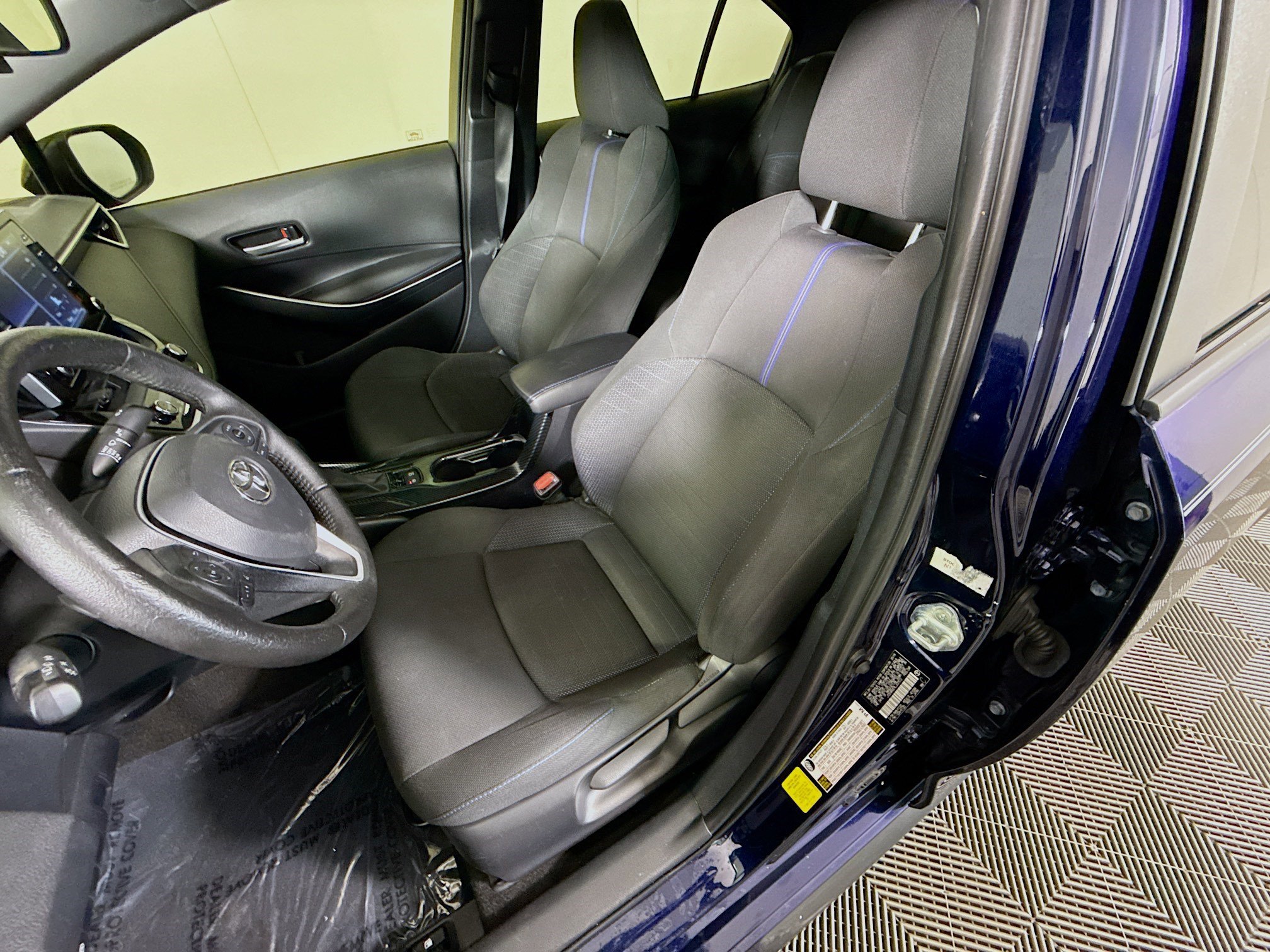 Used 2020 Toyota Corolla SE image 21