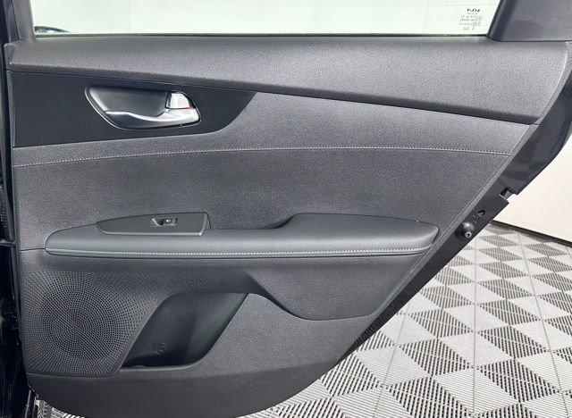 Used 2023 Kia Forte GT-Line w/ GT-Line Premium Package image 25