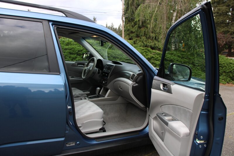 Used 2010 Subaru Forester 2.5X Premium w/ Popular Equipment Group 1A AWD/4WD image 14