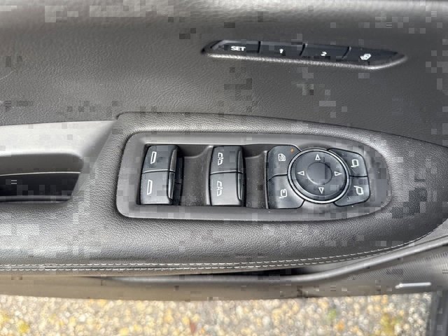 Used 2023 Cadillac XT6 Premium Luxury w/ Technology Package image 23