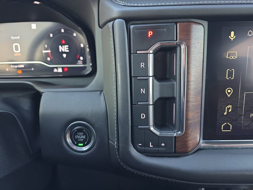 Used 2023 GMC Yukon XL Denali Ultimate image 21