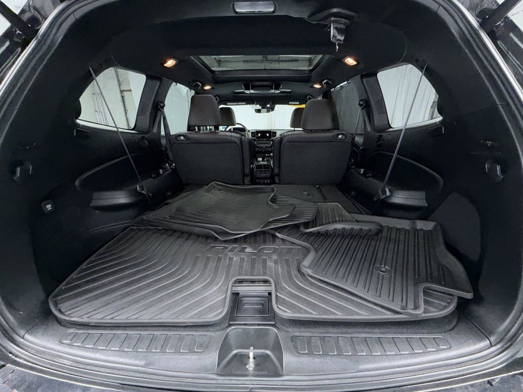 Used 2021 Honda Pilot Black Edition image 15