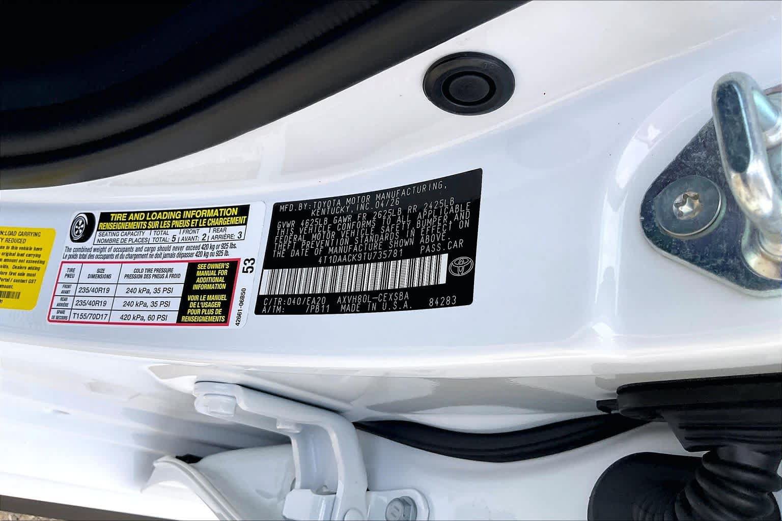 Used 2026 Toyota Camry Hybrid w/ Convenience Package FWD image 35