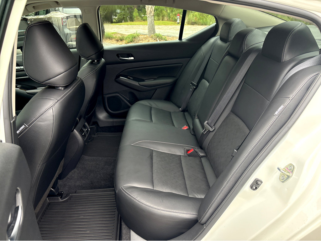 Used 2024 Nissan Altima 2.5 SL image 28