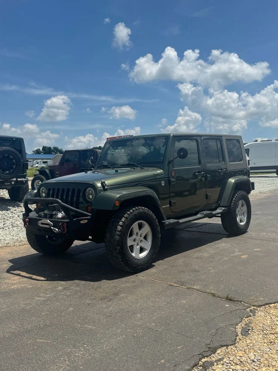 Used 2008 Jeep Wrangler Unlimited Sahara image 3