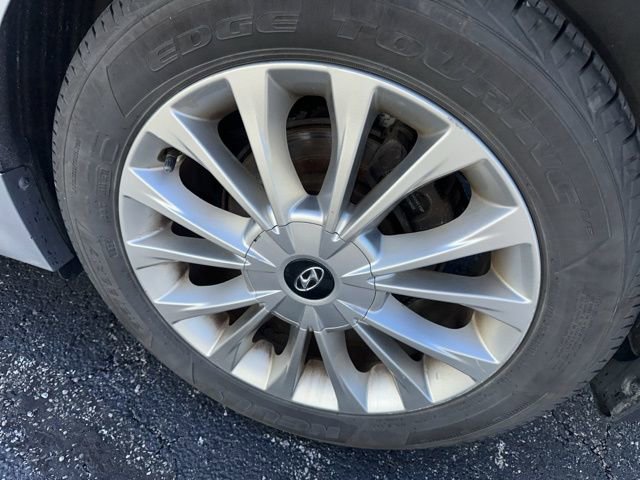 Used 2015 Hyundai Sonata Limited image 24