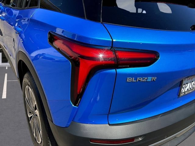Certified 2024 Chevrolet Blazer EV LT AWD/4WD image 24