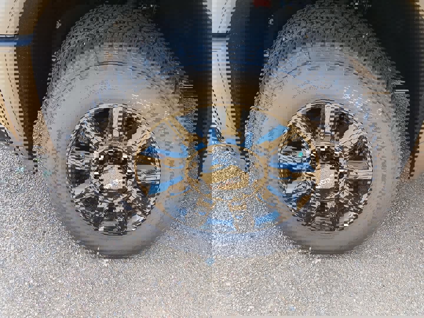 New 2026 GMC Sierra 2500 AT4 w/ AT4 Premium Plus Package image 12