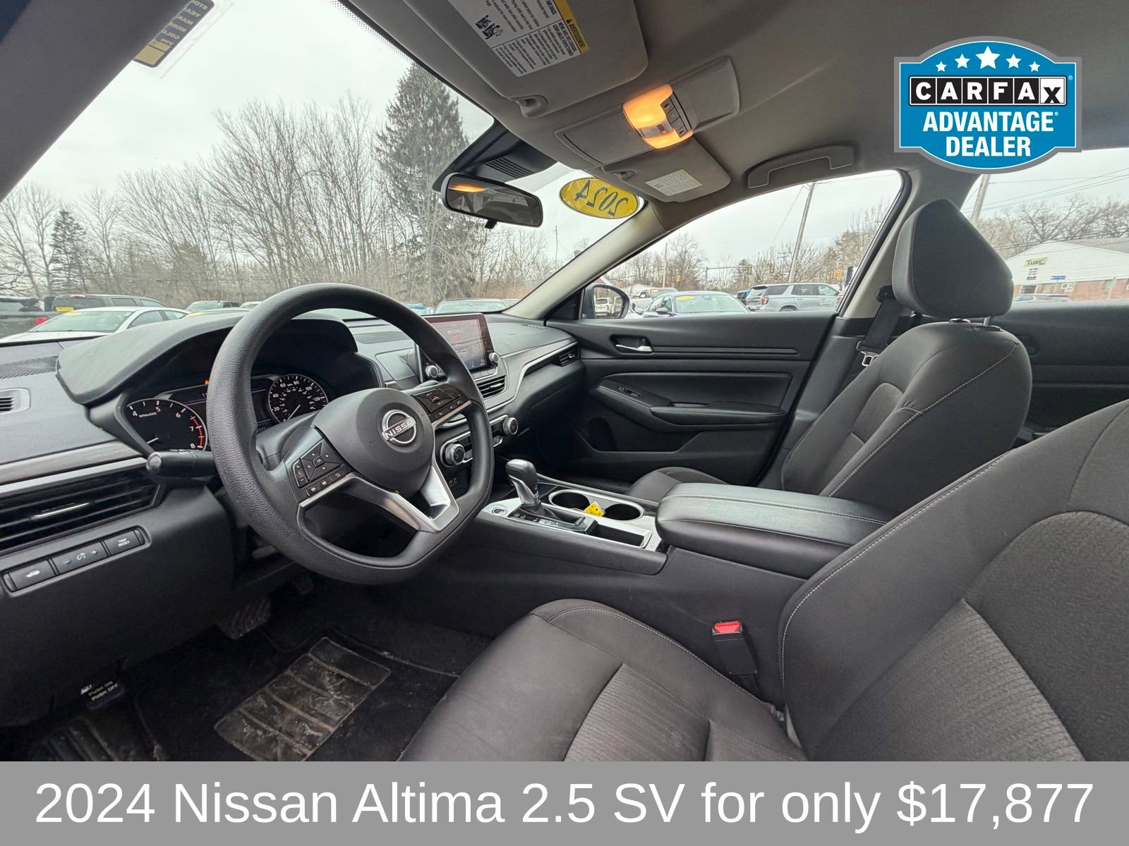 Used 2024 Nissan Altima 2.5 SV image 11