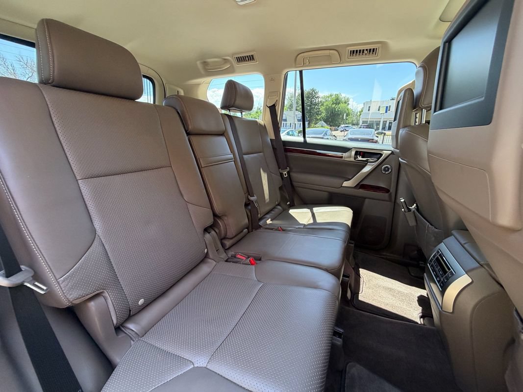 Used 2010 Lexus GX 460 Premium AWD/4WD image 25