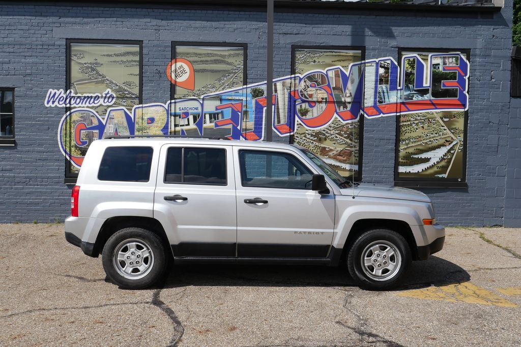 Used 2011 Jeep Patriot Sport FWD image 16