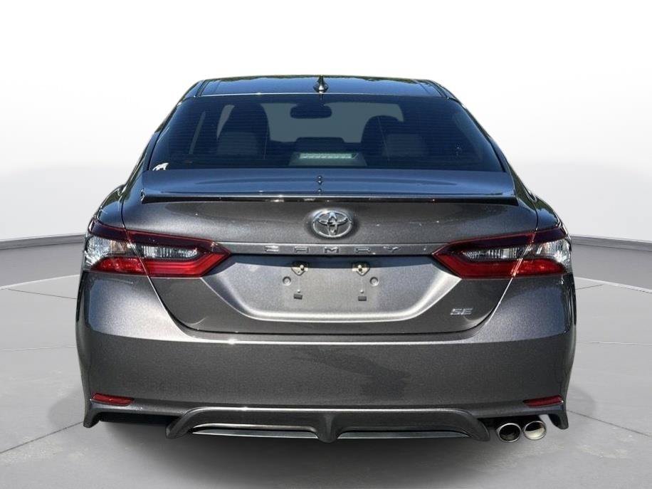 Used 2022 Toyota Camry SE w/ Convenience Package FWD image 7