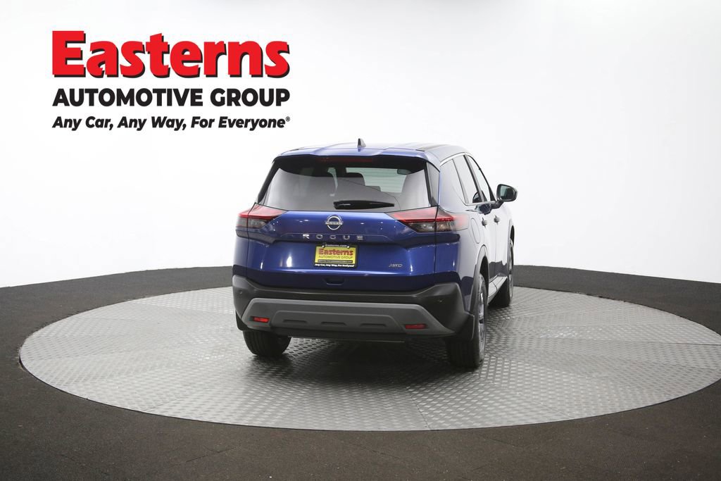Used 2023 Nissan Rogue S AWD/4WD image 41