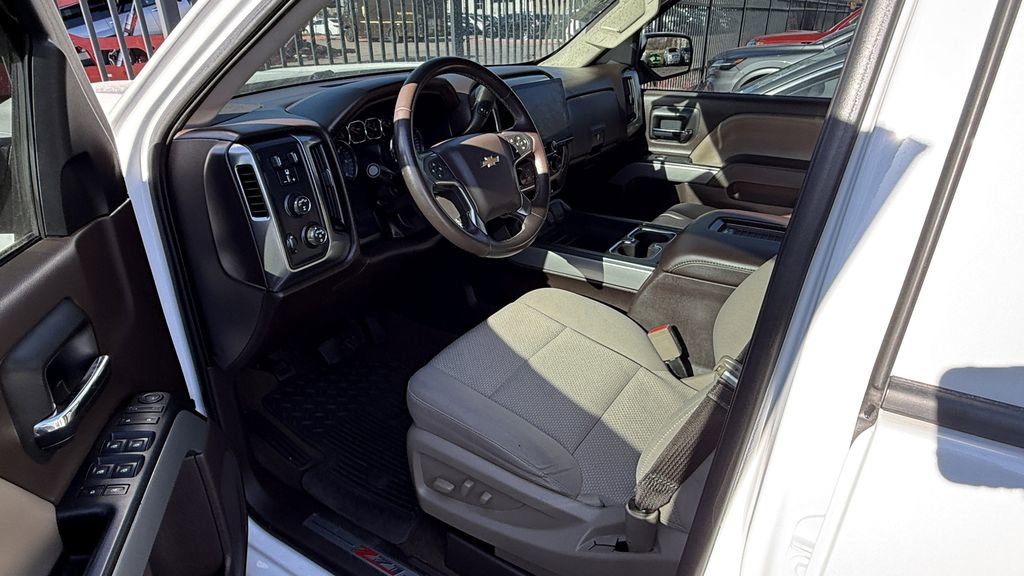 Used 2017 Chevrolet Silverado 1500 LT w/ All Star Edition image 3