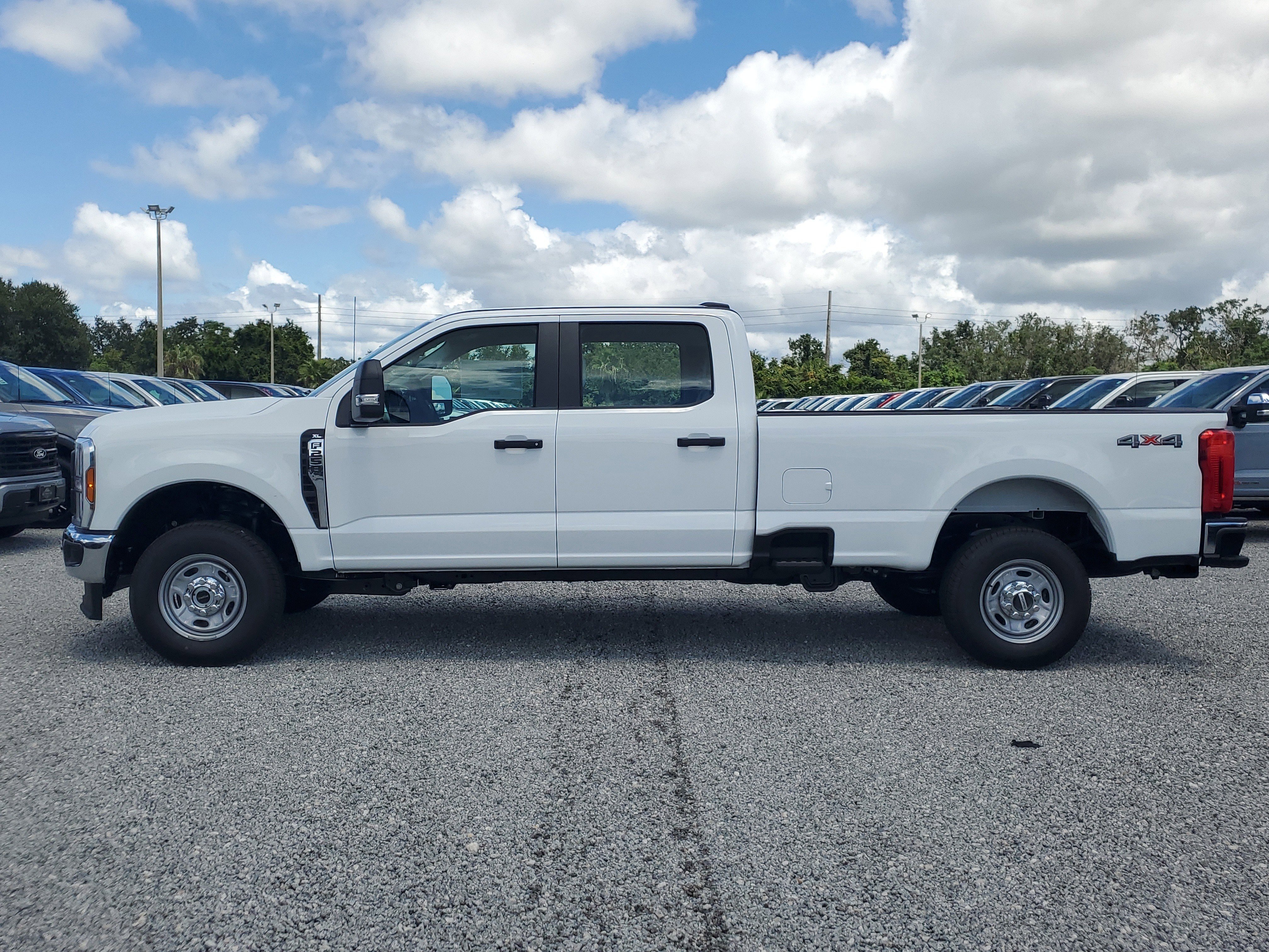 New 2026 Ford F250 XL w/ XL Chrome Package image 7