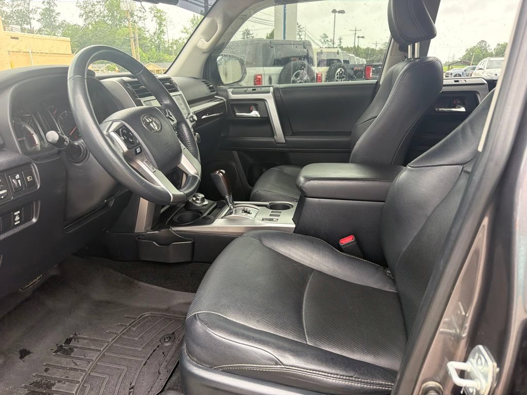 Used 2021 Toyota 4Runner Limited AWD/4WD image 9