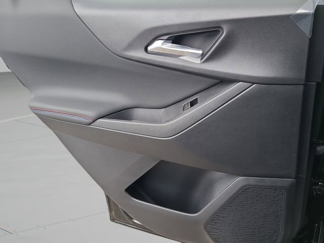 New 2026 Chevrolet Equinox RS FWD image 13
