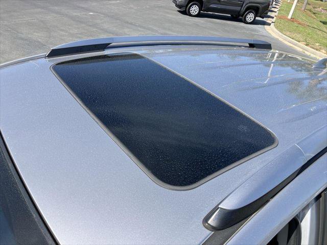 Certified 2018 Toyota RAV4 XLE FWD image 10