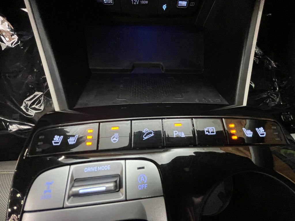 Certified 2022 Hyundai Tucson Limited AWD/4WD image 25