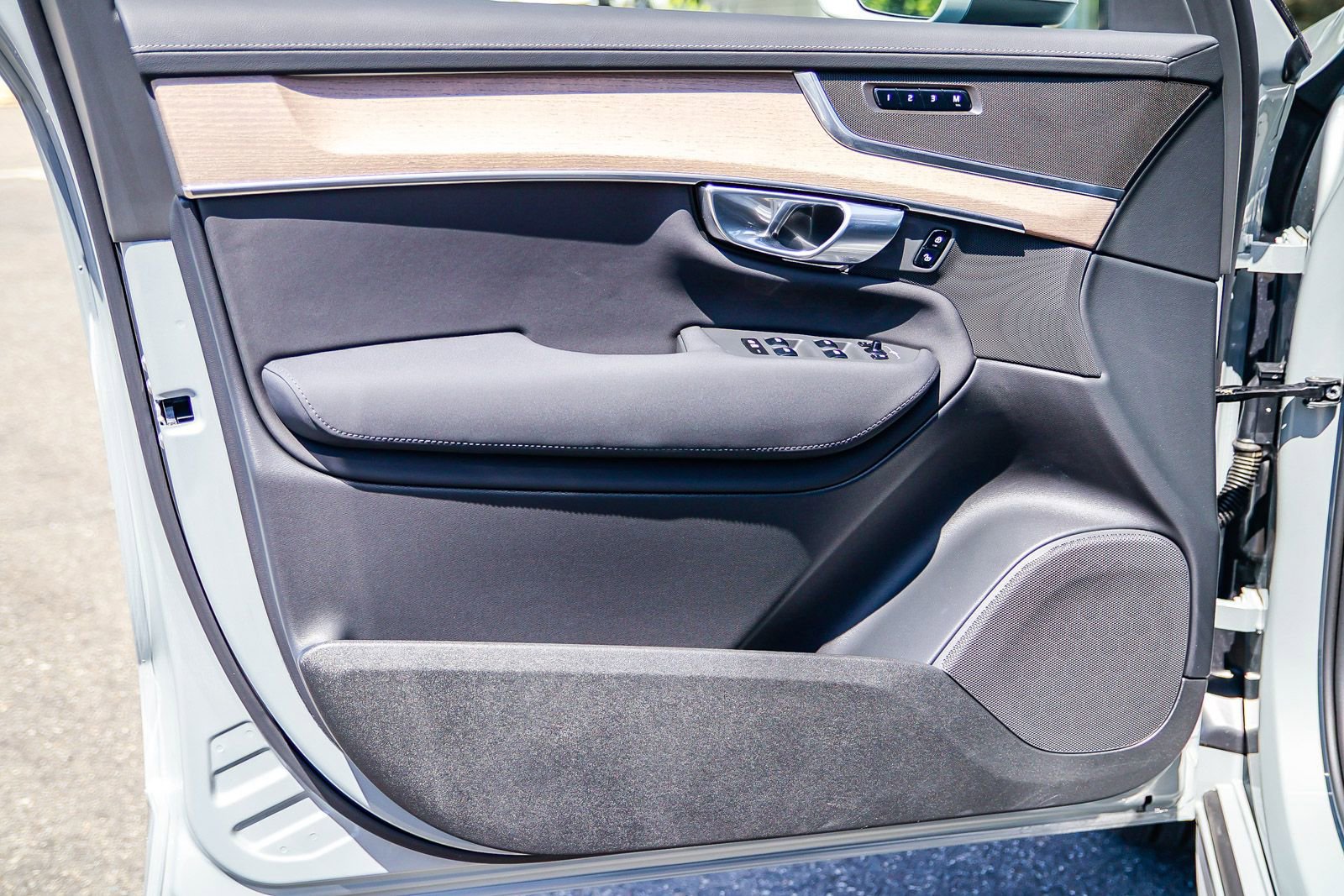 Used 2026 Volvo XC90 B5 Core image 22