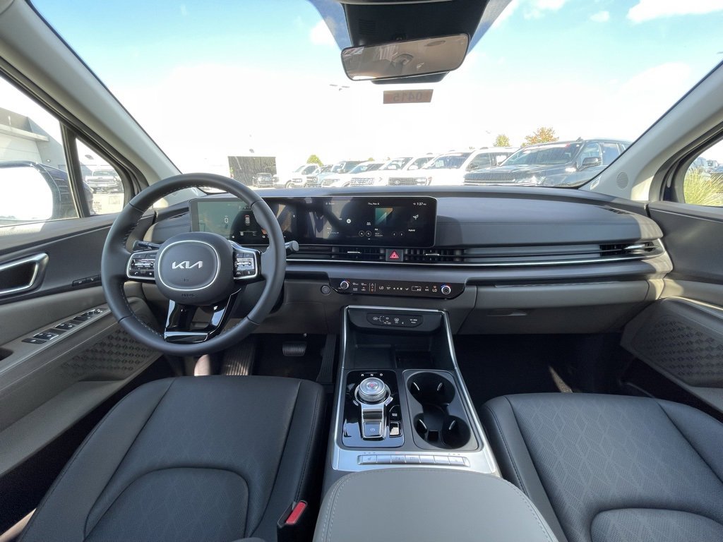 New 2026 Kia Carnival EX image 29