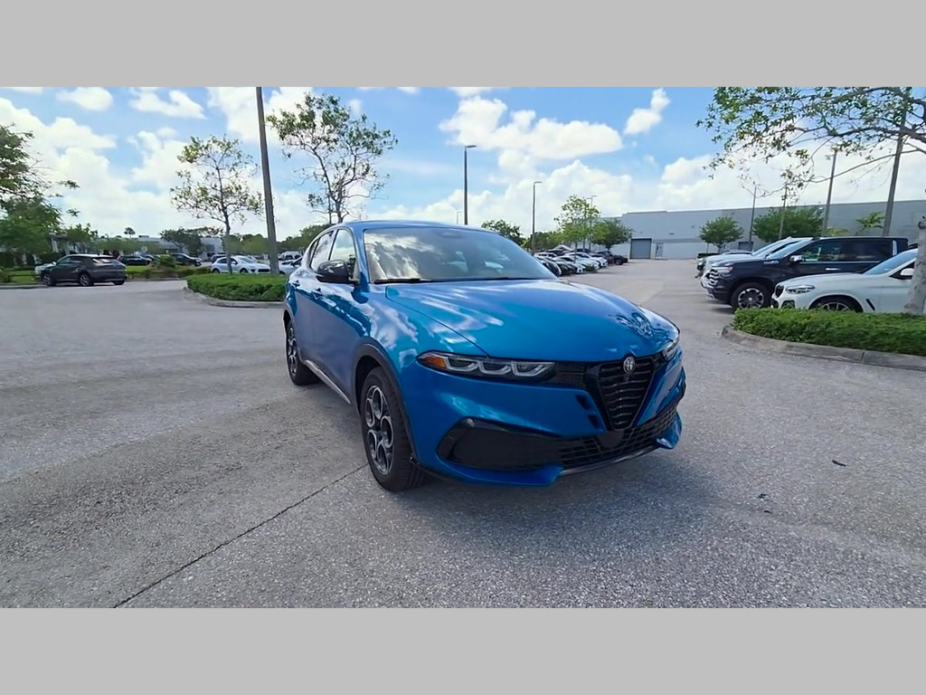 New 2026 Alfa Romeo Tonale w/ Active Assist Package AWD/4WD image 37