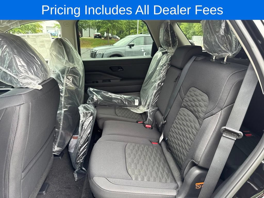 New 2026 Nissan Pathfinder SV w/ Cargo Package FWD image 11