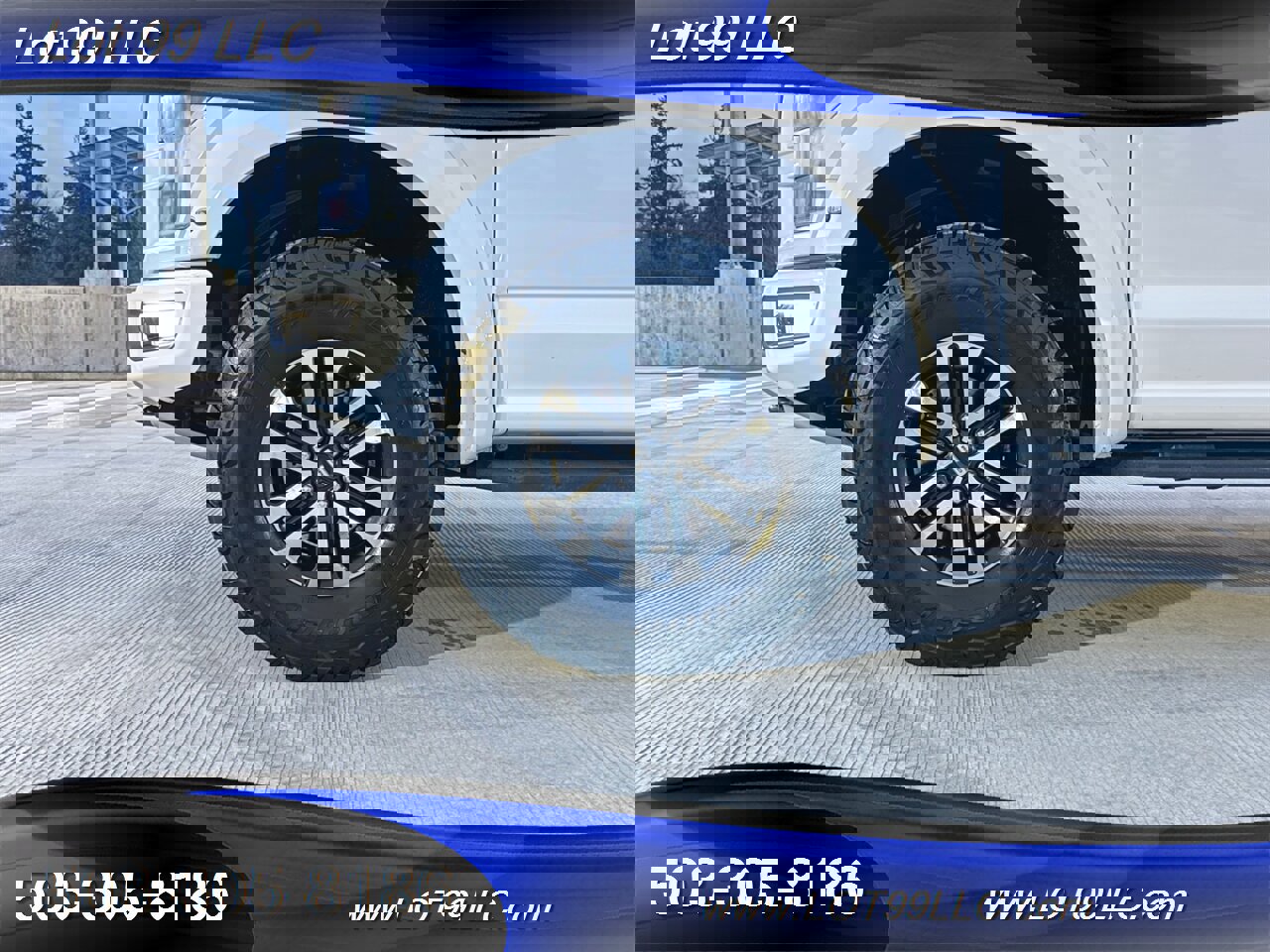 Used 2020 Ford F150 Raptor w/ Equipment Group 802A Luxury image 36