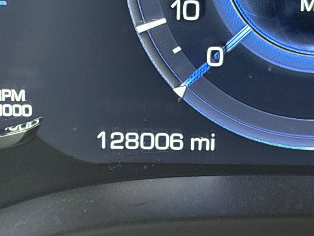 Used 2017 Cadillac Escalade ESV Luxury image 12