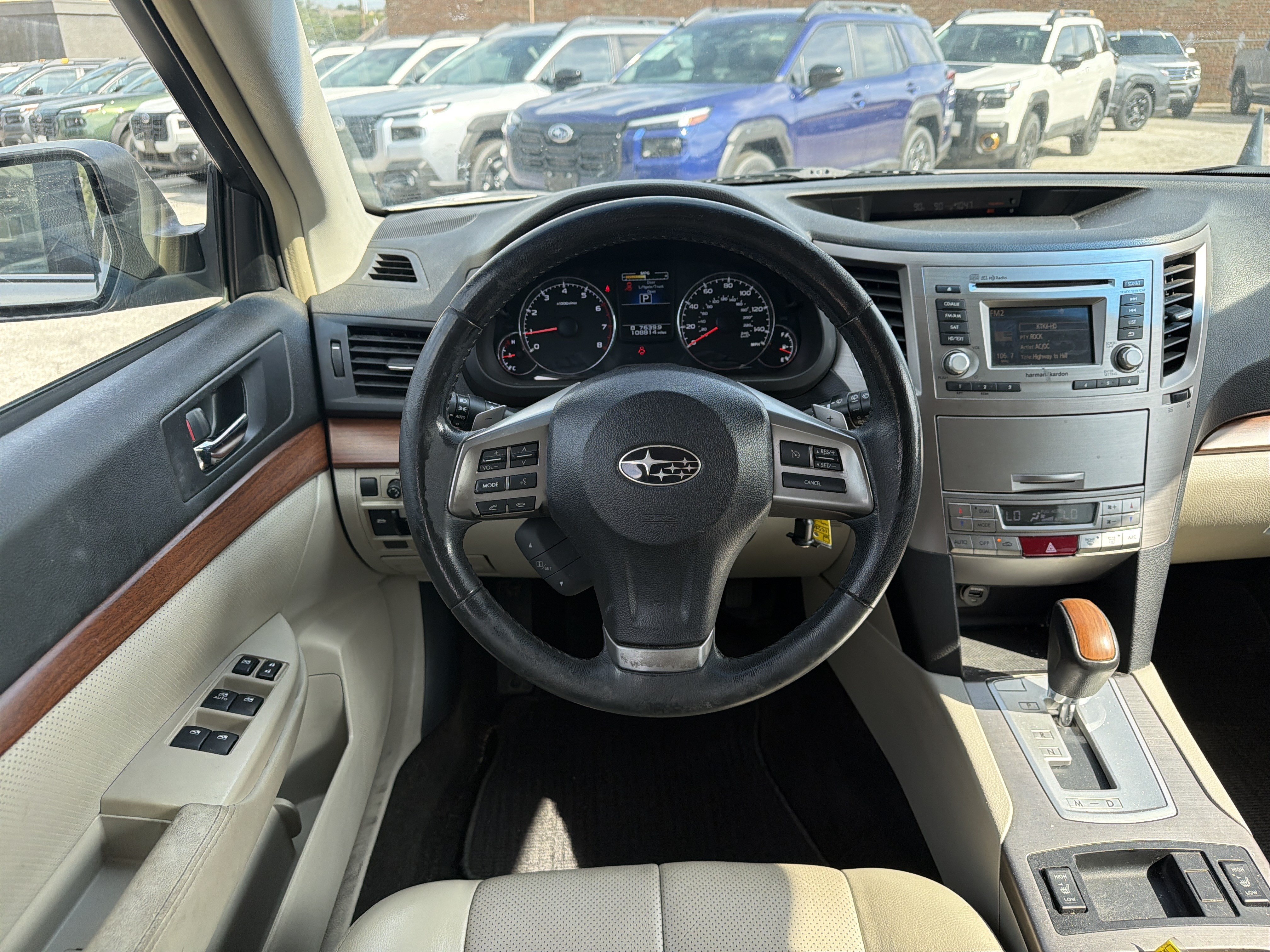 Used 2014 Subaru Outback 2.5i Limited w/ Moonroof Package AWD/4WD image 12