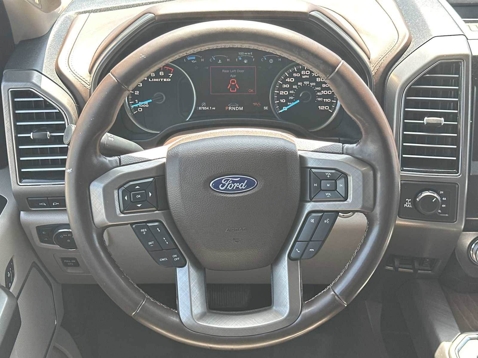 Used 2020 Ford F150 Limited AWD/4WD image 14