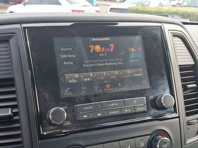 Used 2022 Nissan Titan SV image 17