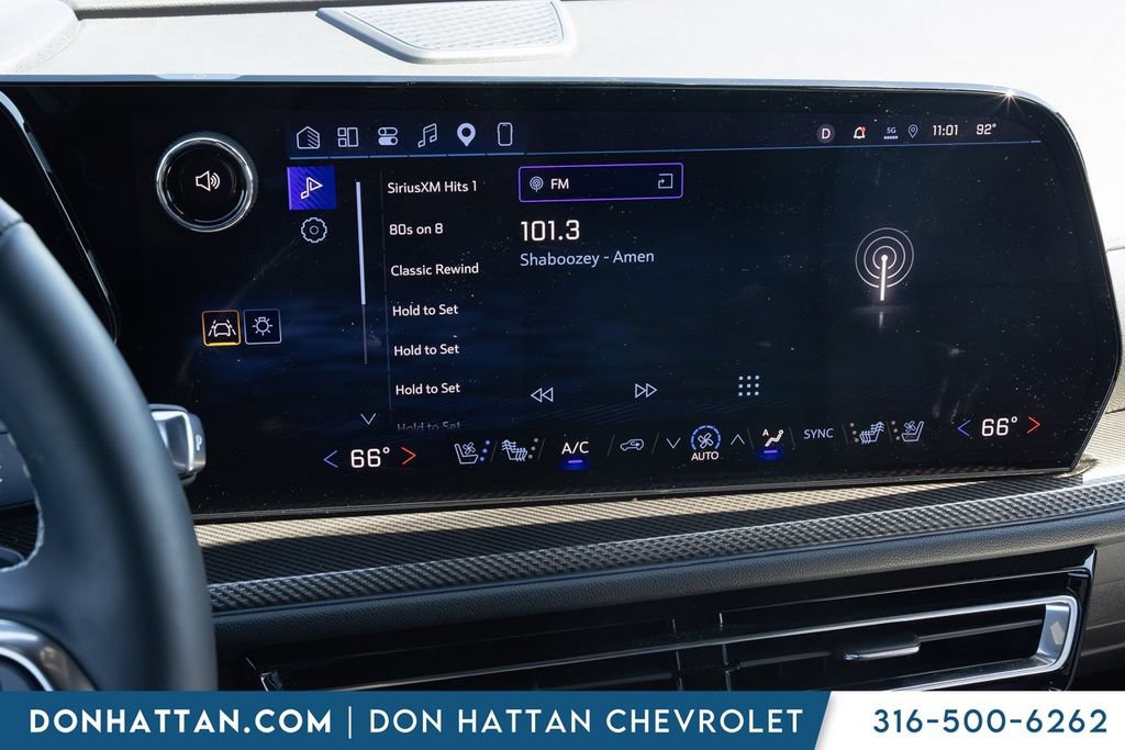 Used 2025 Chevrolet Traverse High Country w/ LPO, Floor Liner Package FWD image 7