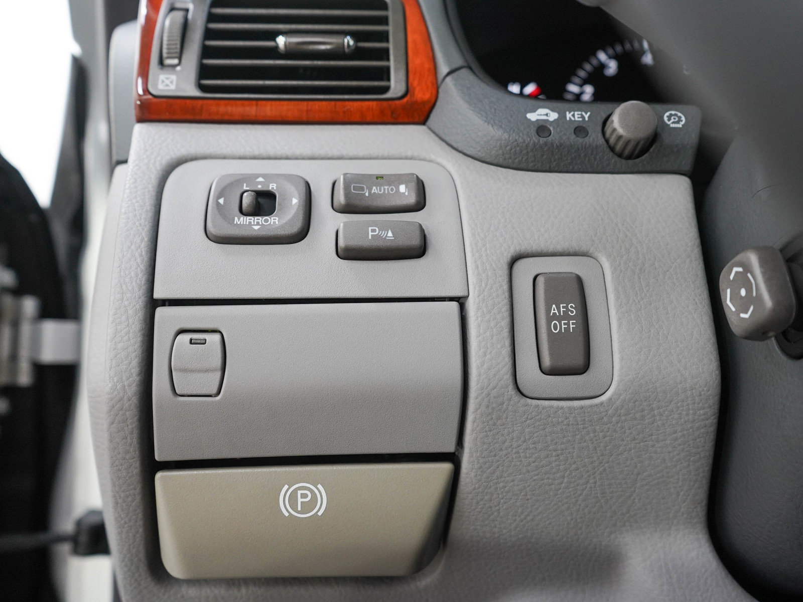 Used 2005 Lexus LS 430 RWD image 28