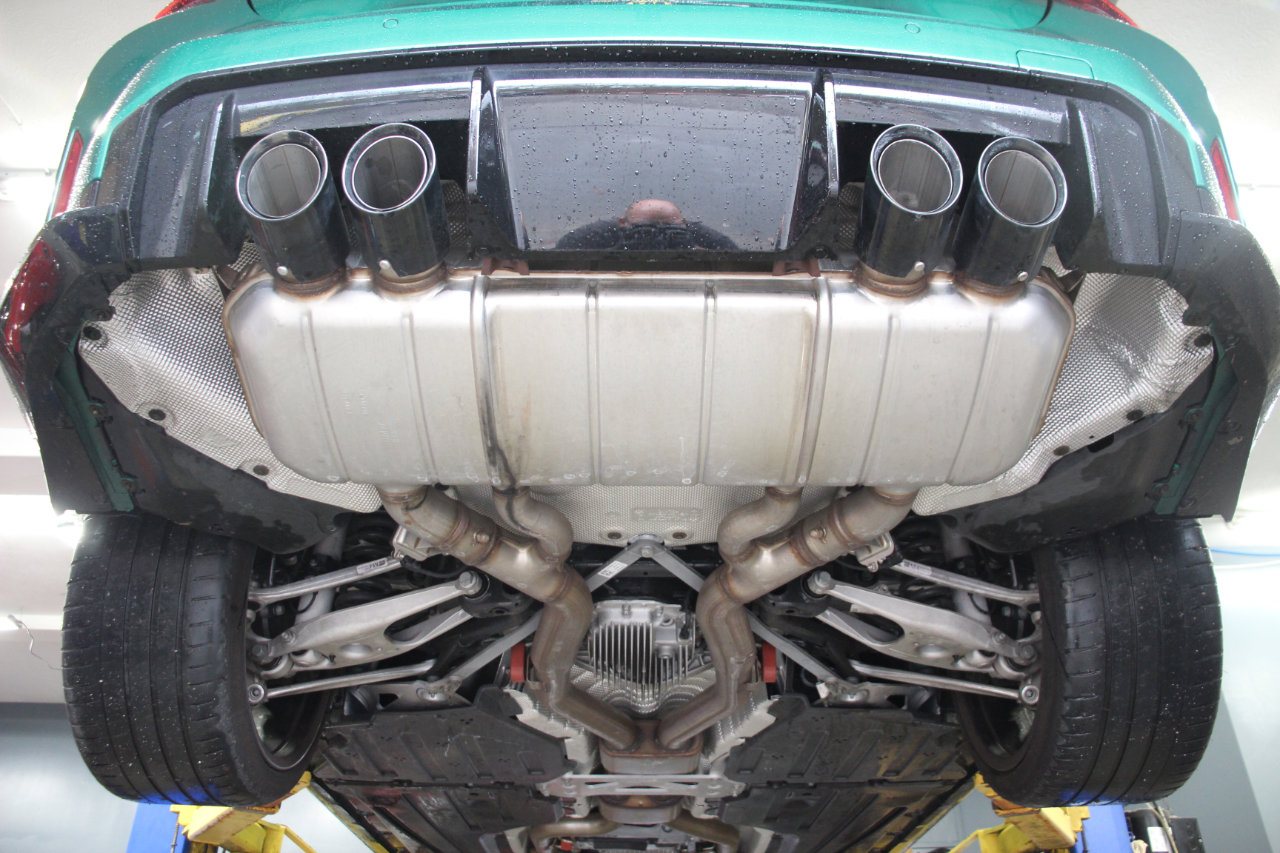 Used 2022 BMW M4 xDrive Competition image 97