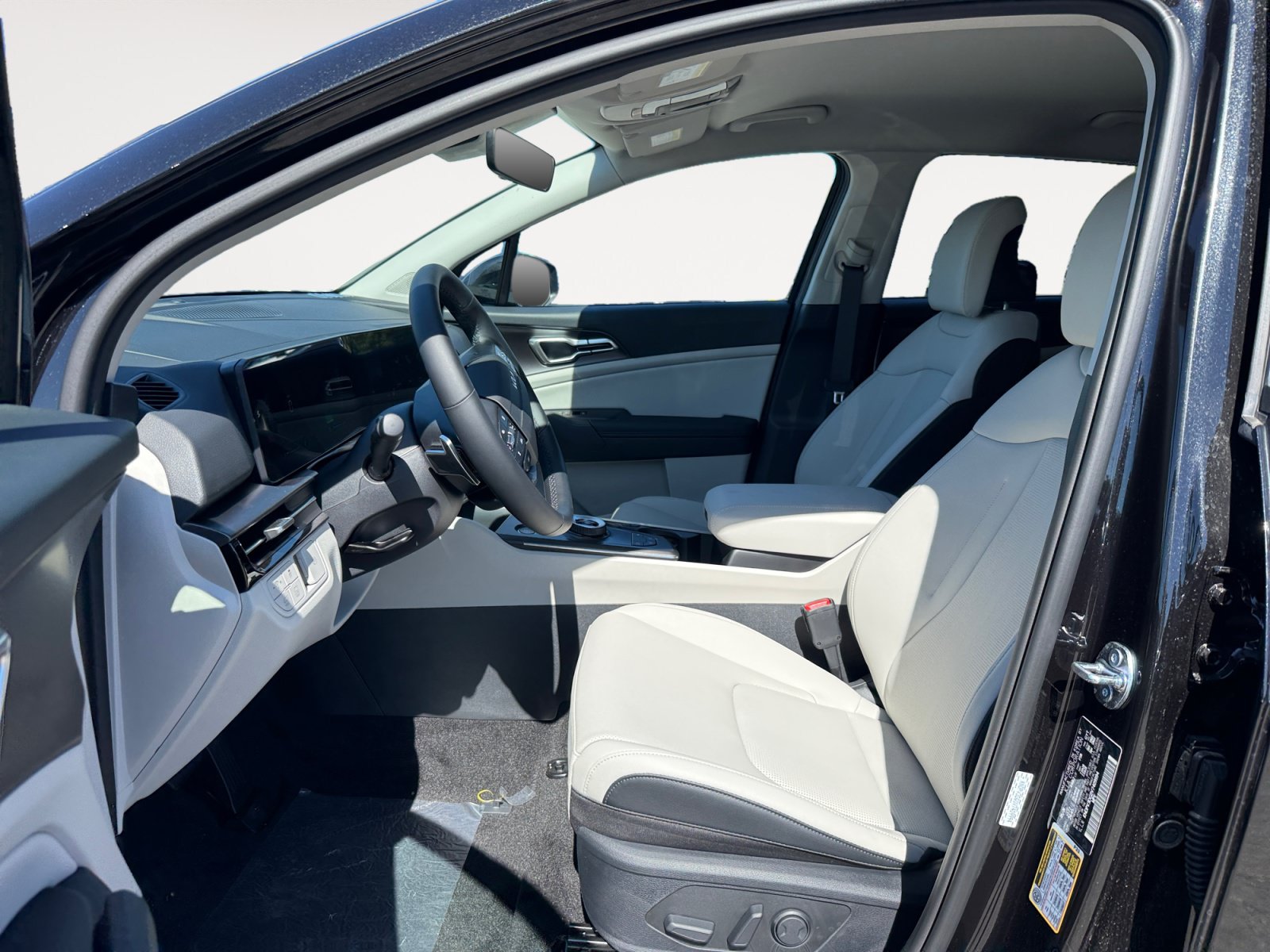 New 2027 Kia Sportage EX FWD image 10