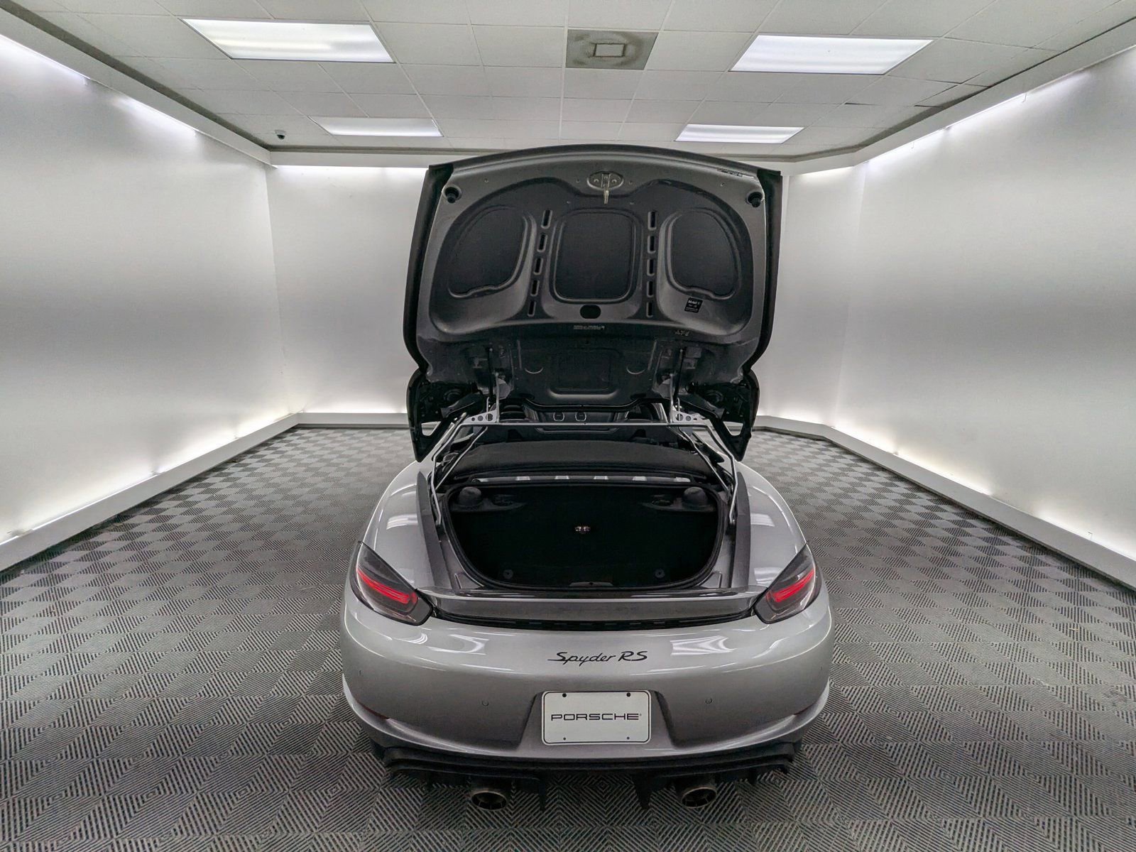 Certified 2025 Porsche 718 Boxster Spyder RS image 10