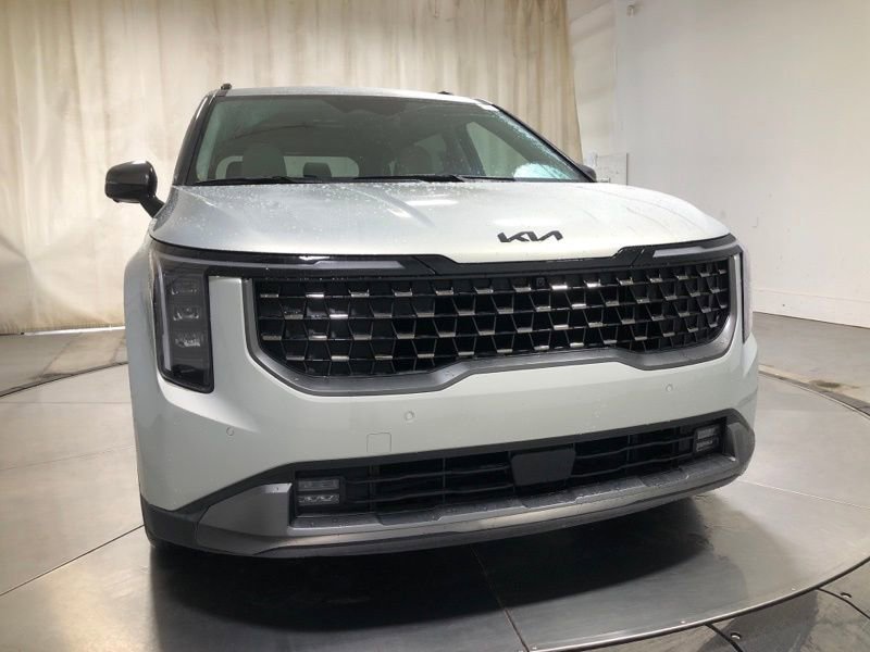 New 2026 Kia Carnival SX w/ SX Dark Edition Package image 2