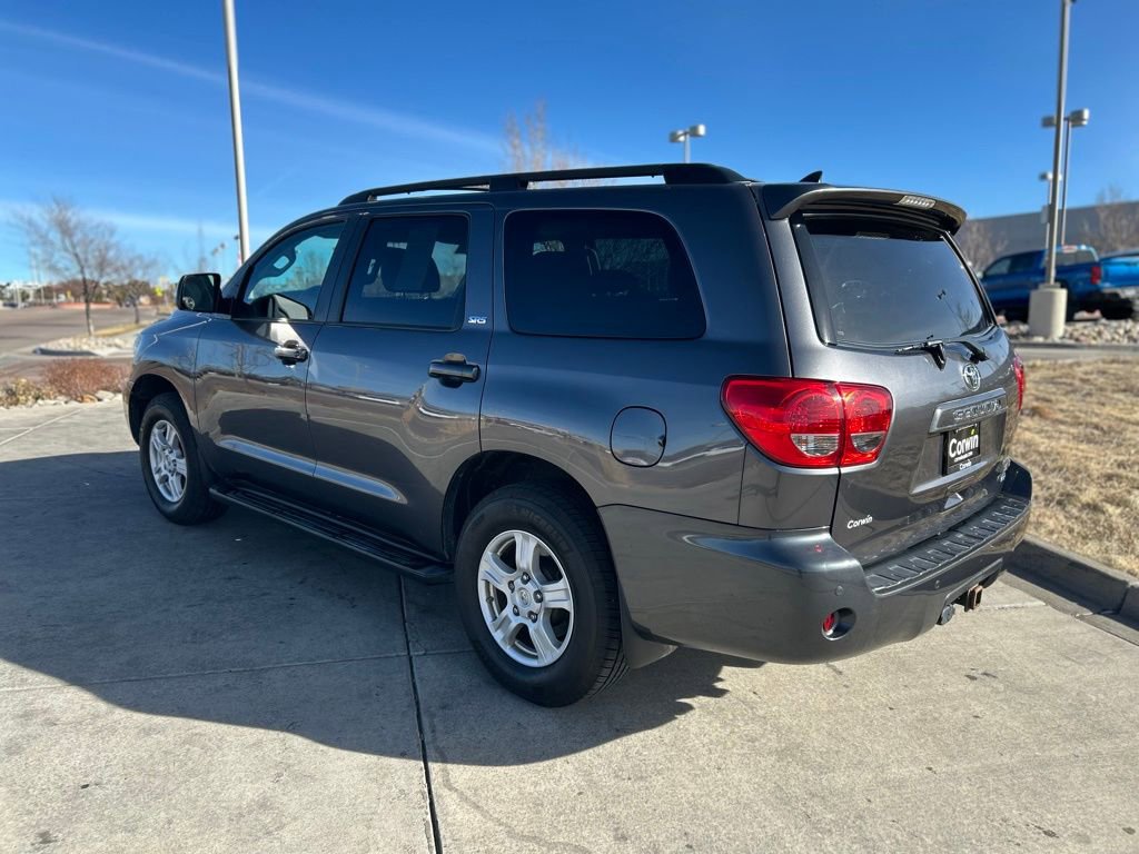 Used 2016 Toyota Sequoia SR5 image 5