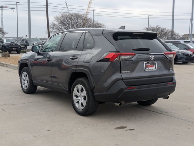 Used 2025 Toyota RAV4 LE image 8