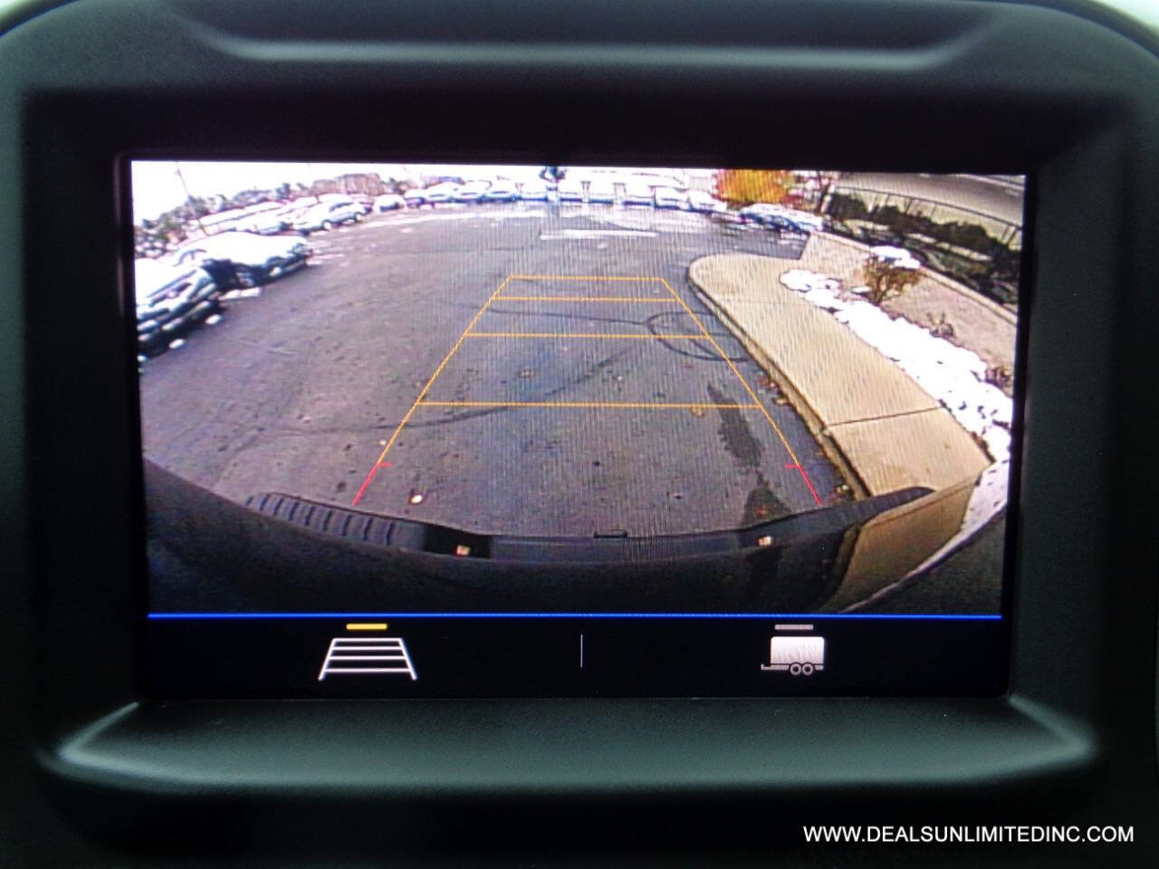 Used 2023 Chevrolet Silverado 2500 Custom w/ Custom Value Package image 16