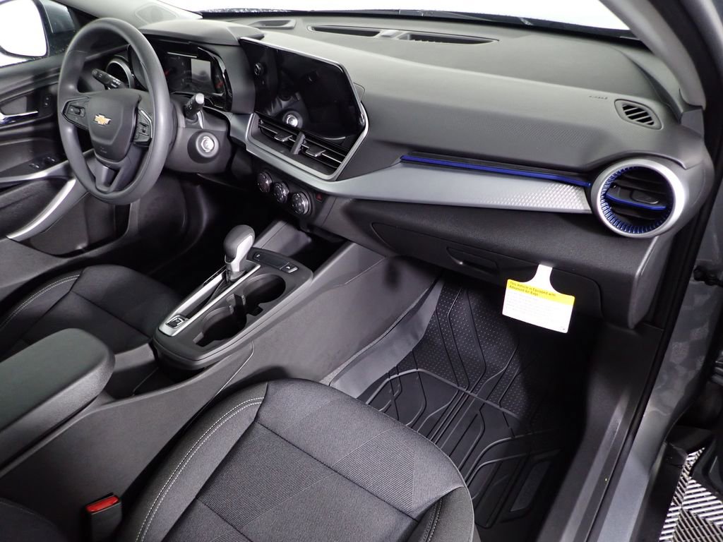 New 2026 Chevrolet Trax LS image 29