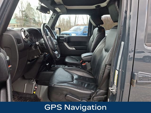 Used 2018 Jeep Wrangler Unlimited Sahara w/ Connectivity Group image 2